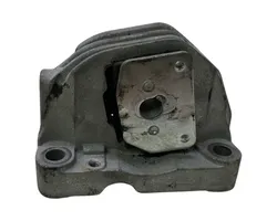 Volvo XC90 Engine mount bracket 