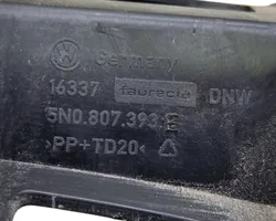Volkswagen Tiguan Support de pare-chocs arrière 5N0807393E
