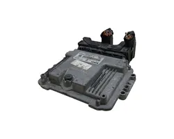 Hyundai ix35 Engine control unit/module 0281017696