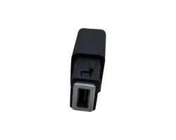 Citroen C4 III e-C4 Enchufe conector USB 98217039DX