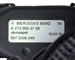 Mercedes-Benz CLS C257 Lämmittimen puhallin A2139062700