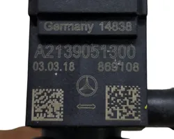 Mercedes-Benz CLS C257 Czujnik uderzenia Airbag A2139051300