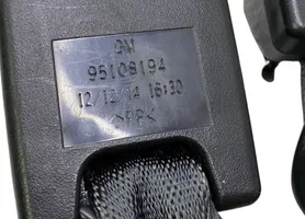 Opel Mokka Klamra środkowego pasa bezpieczeństwa fotela tylnego 95108194