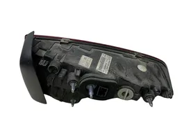 Audi A4 S4 B9 Takaluukun takavalot 8W9945076