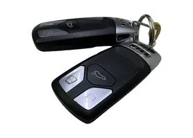 Audi A4 S4 B9 Ignition key/card 4M0959754T