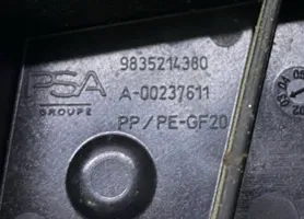 Opel Mokka B Etupuskurin kannake 9835214380