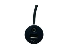 Nissan Qashqai Connecteur/prise USB 280023BH00A