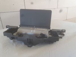 Audi A4 Allroad Monitor / wyświetlacz / ekran 8W0919604