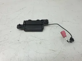 Chrysler Pacifica Antenna control unit P68186558AA