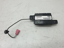 Chrysler Pacifica Antenna control unit P68186558AA