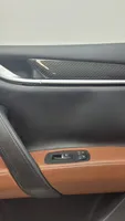 Maserati Ghibli Etuoven verhoilu 06700233900