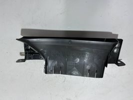 Mitsubishi Lancer Evolution Wlot / Kanał powietrza intercoolera 6405A101