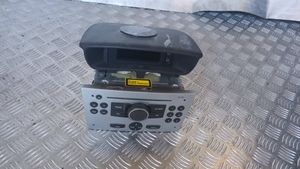 Opel Meriva A Radio/CD/DVD/GPS head unit 13190855