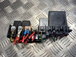 Audi A6 S6 C5 4B Fuse box set 8L0941822A