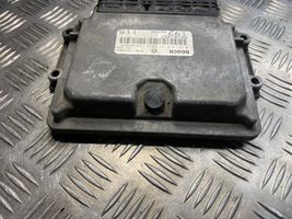 Fiat Stilo Calculateur moteur ECU 55181457