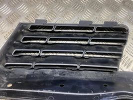 Renault Espace -  Grand espace IV Grille calandre supérieure de pare-chocs avant 31053M