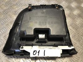 Infiniti I30 Glove box G9265102100