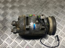 Volkswagen PASSAT B5 Ilmastointilaitteen kompressorin pumppu (A/C) 8D0260805D