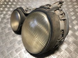 Mercedes-Benz E W210 Lampa przednia 14434500