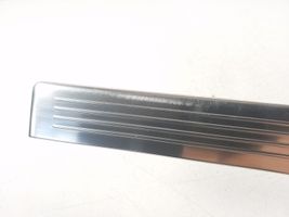 Mercedes-Benz E W212 Side skirt rear trim 