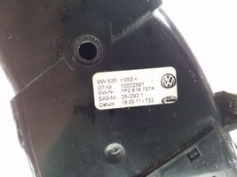 Volkswagen Touareg II Центральная воздушная решётка 7P2819727A