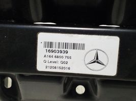 Mercedes-Benz GL X164 Balkis panelės tvirtinimo 