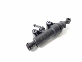 Mercedes-Benz C W204 Główny cylinder sprzęgła A2042900112