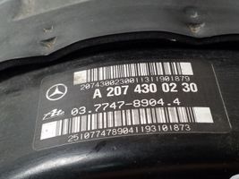 Mercedes-Benz E C207 W207 Wspomaganie hamulca 
