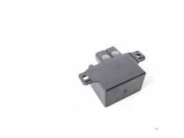 Mercedes-Benz E C207 W207 Relais Batterie A0035422619