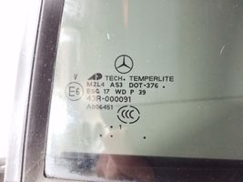 Mercedes-Benz GL X164 Fenêtre latérale vitre arrière A1647301355