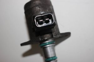 Mercedes-Benz CLS C219 Hydraulisen servojärjestelmän paineventtiili A0001092100