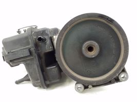 Mercedes-Benz SLK R172 Ohjaustehostimen pumppu A0064664701