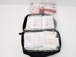 Mercedes-Benz SLK R172 Trousse de premiers secours A1698600150