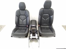 Porsche Cayenne (92A) Set interni 