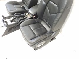 Porsche Cayenne (92A) Set interni 