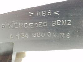 Mercedes-Benz GL X164 Altra parte del vano motore A1646800926