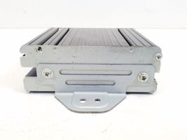 Mercedes-Benz GL X164 Amplificatore A2049820020