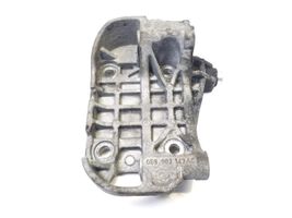 Volkswagen Touareg II Mocowanie alternatora 059903143AC