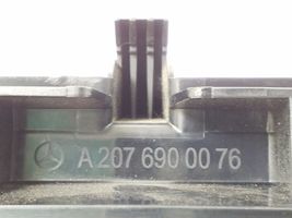 Mercedes-Benz E C207 W207 Altra parte interiore A2076900076