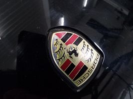 Porsche Cayenne (92A) Konepelti 