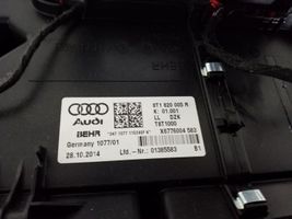 Audi A4 S4 B8 8K Sisälämmityksen ilmastoinnin korin kokoonpano 8T1820005R