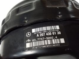 Mercedes-Benz E C207 W207 Wspomaganie hamulca A2074300130