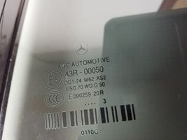 Mercedes-Benz E C207 W207 Fenêtre latérale avant / vitre triangulaire A2076700110