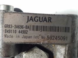 Jaguar S-Type Pompa wspomagania układu kierowniczego 6R833A696BA