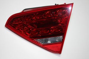 Audi A5 8T 8F Lampy tylnej klapy bagażnika 8T0945094A