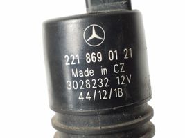 Mercedes-Benz SLK R172 Pompe de lave-glace de pare-brise A2218690121