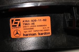 Mercedes-Benz R W251 Takaoven kaiutin A1648201102