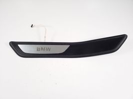 BMW 7 F01 F02 F03 F04 Copertura del rivestimento del sottoporta posteriore 7181013