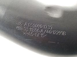 Mercedes-Benz B W246 W242 Välijäähdyttimen letku A6510901737