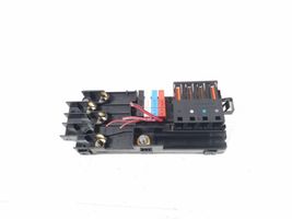 Mercedes-Benz GL X164 Module de fusibles A2115452601